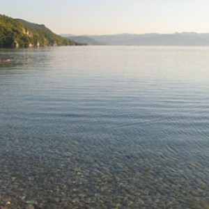 Liqeni i Ohrit i rrezikur nga urbanizimi