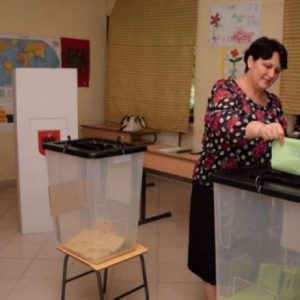 43.8% e shqiptarëve morën pjesë në zgjedhje