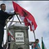 Alpinistët strugan e “ngjitën” flamurin shqiptar në majën më të lartë të Ballkanit