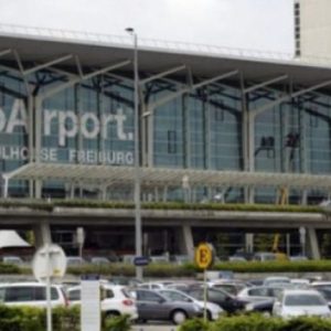 Në Aeroportin e Bazelit, anulohen fluturimet