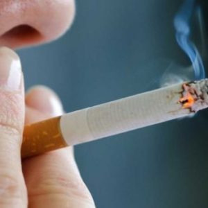 Qytetarët e Maqedonisë janë duhanpirësit më të mëdhenj të cigareve në Ballkan dhe në top 10 në botë