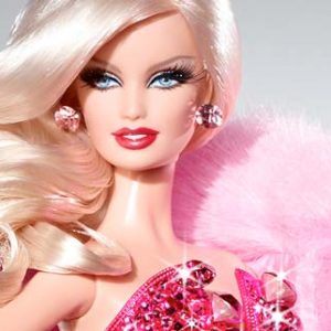Kapitalizmi:I rrita vajzat tuaja te vogla me kukulla Barbi, pse çuditeni sot kur ju kerkojne para per operacion estetik!