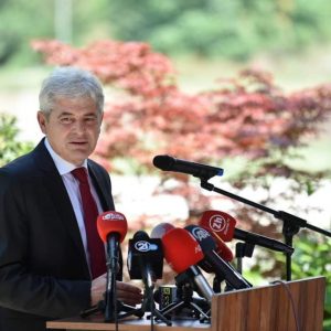 Ali Ahmeti:Ja kush janë më meritorët për arritjen e kryeministrit shqiptar