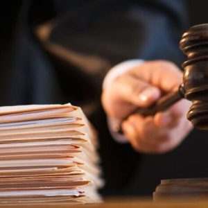 Ndërron jetë  avokati në Gjykatë