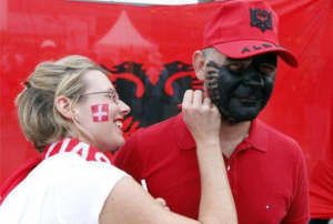 Nuk ka tubim në Zvicër pa flamur shqiptar