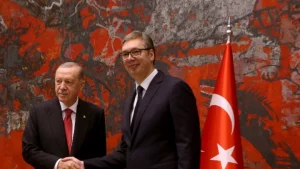 Erdogan njofton se Turqia dhe Serbia do të rrisin bashkëpunimin, veçanërisht në industrinë e mbrojtjes